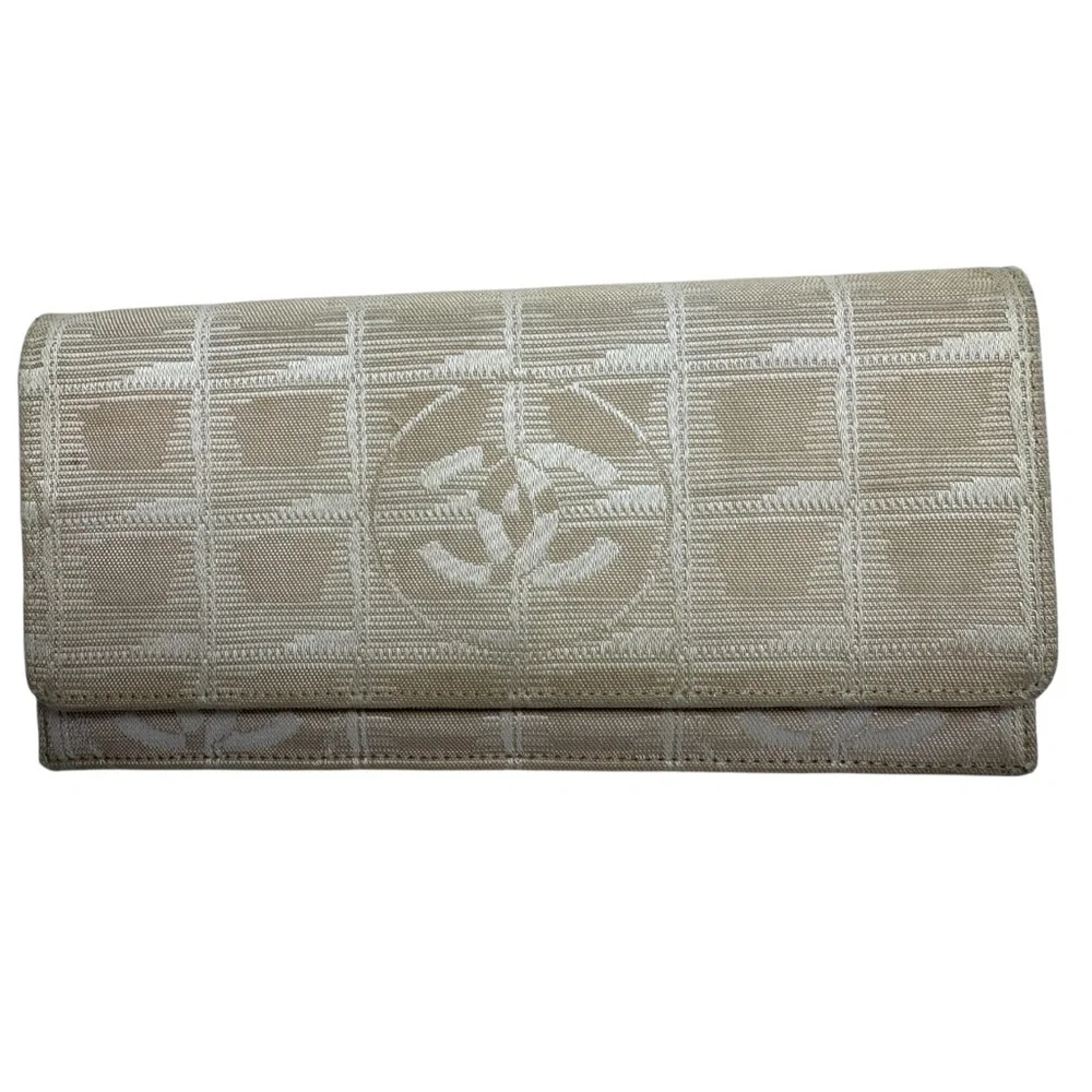 CHANEL Vintage Travel Line Long Wallet